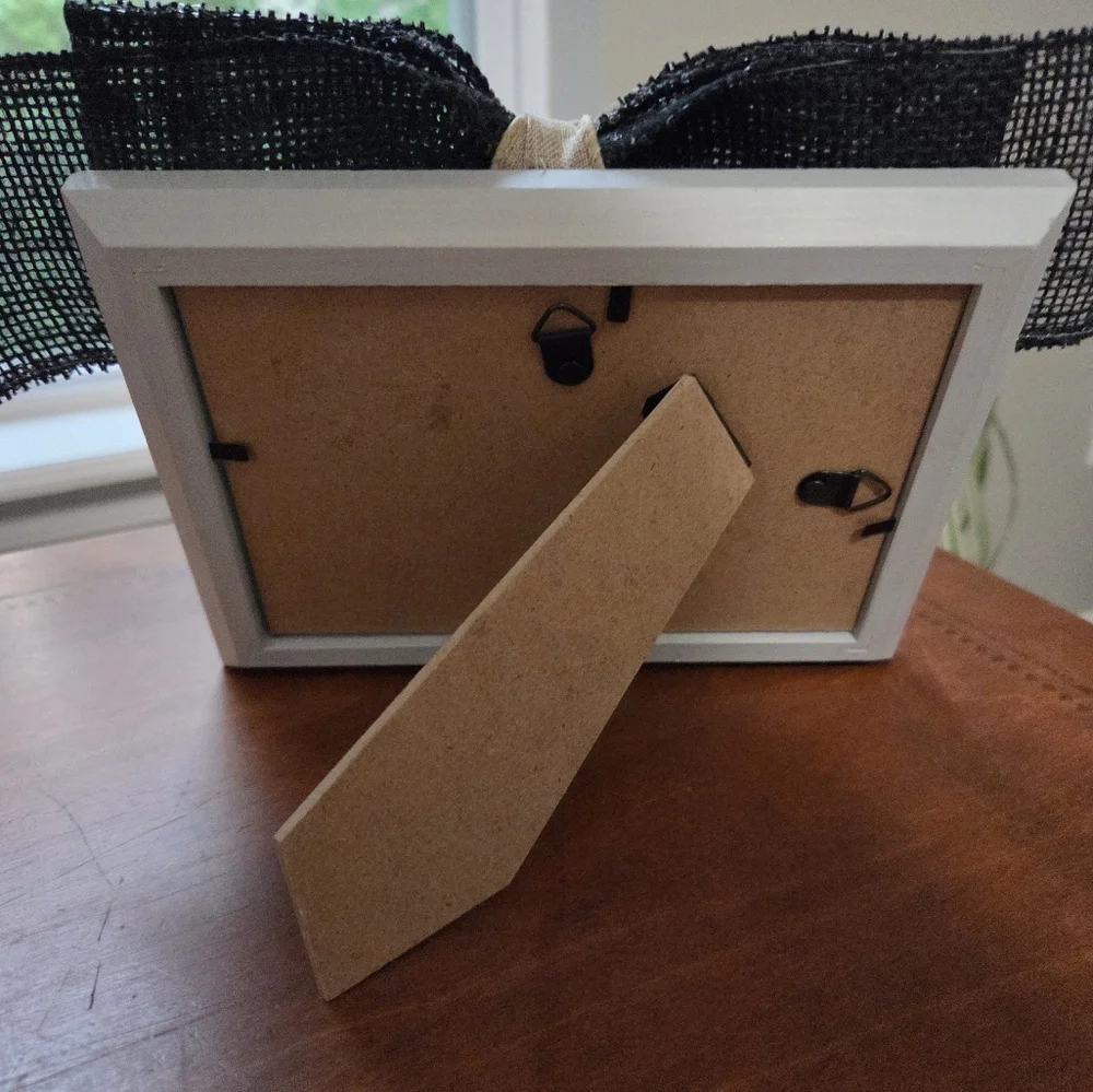 Picture Frame with "Love U" - Picture 2 of 2